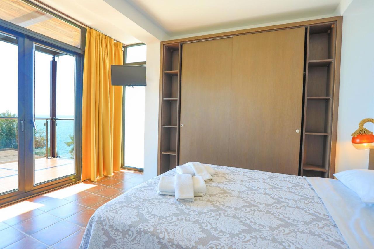 Kalma Villa Ena Nea Moudania Ngoại thất bức ảnh