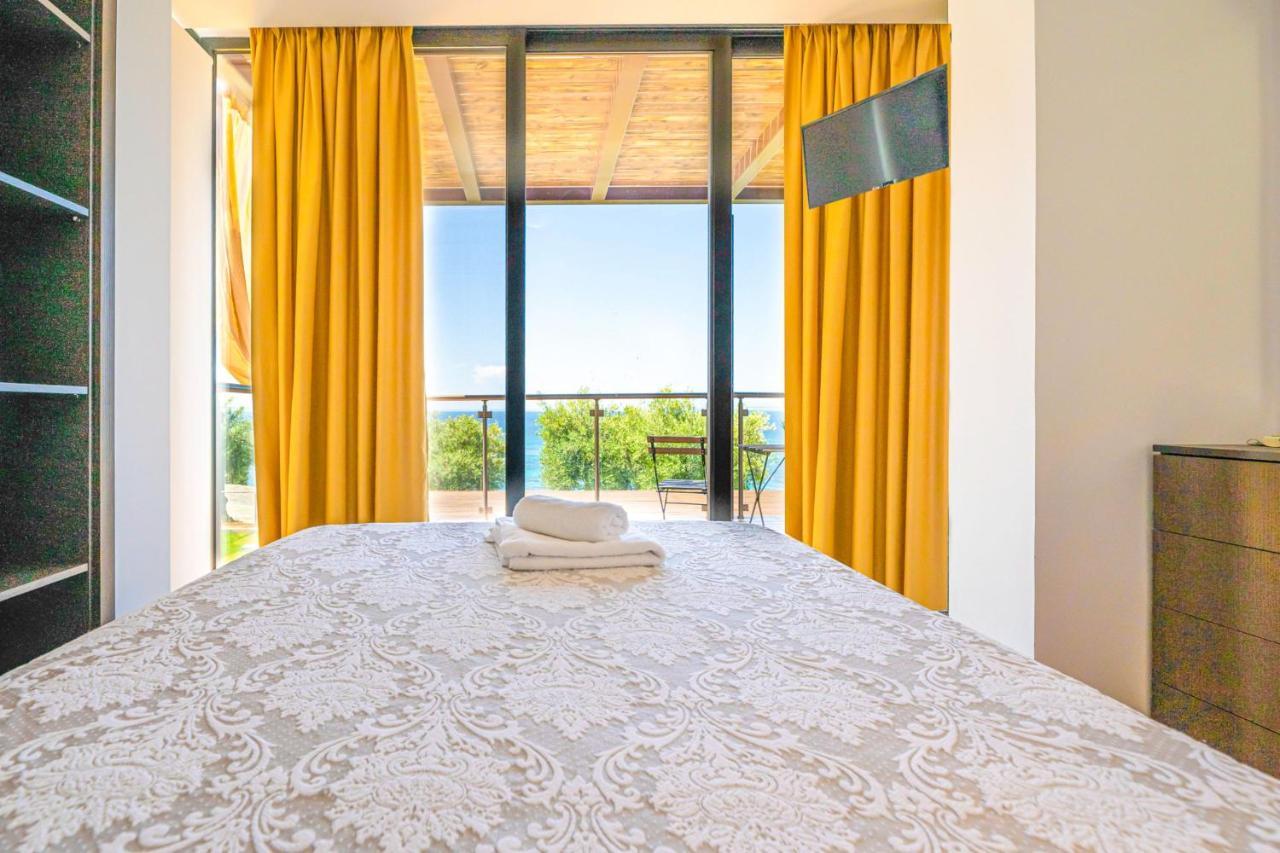 Kalma Villa Ena Nea Moudania Ngoại thất bức ảnh